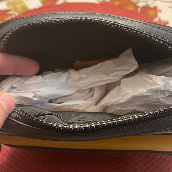 Coach terrain clutch - Picture 7 of 8